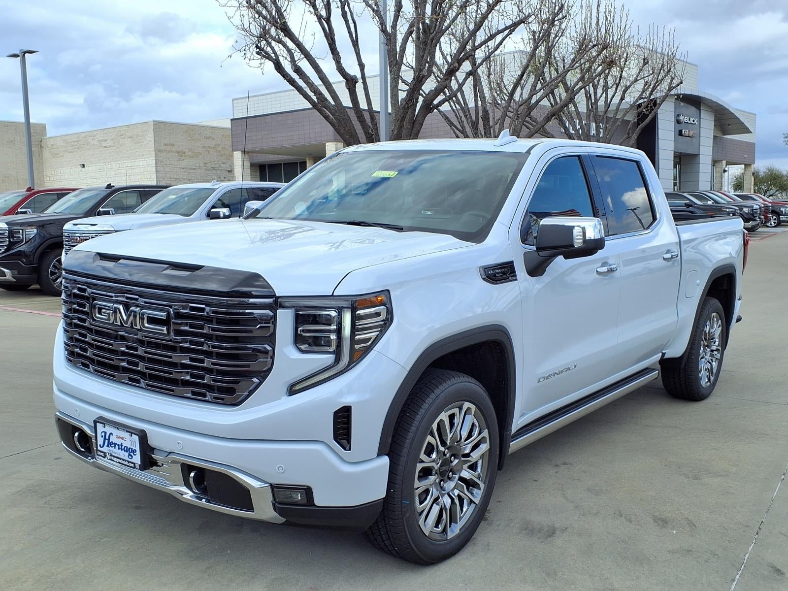 2026 GMC Sierra 1500 Denali Ultimate Crew Cab Short Box 4WD