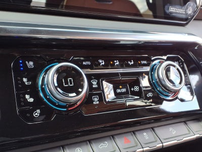 2026 GMC Sierra 1500 Denali Ultimate Crew Cab Short Box 4WD