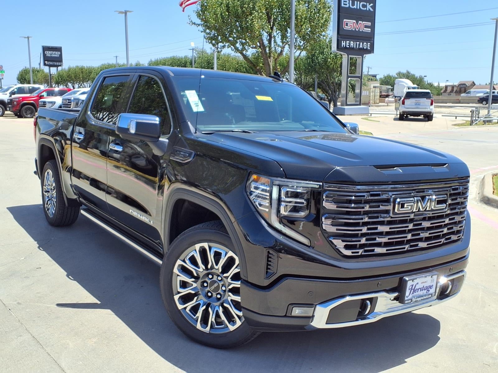 2026 GMC Sierra 1500 Denali Ultimate Crew Cab Short Box 4WD