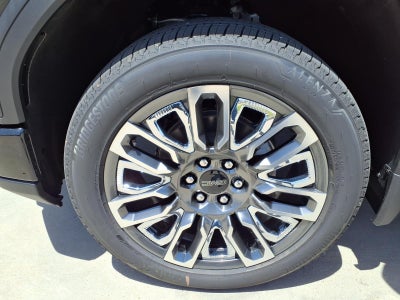 2026 GMC Sierra 1500 Denali Ultimate Crew Cab Short Box 4WD