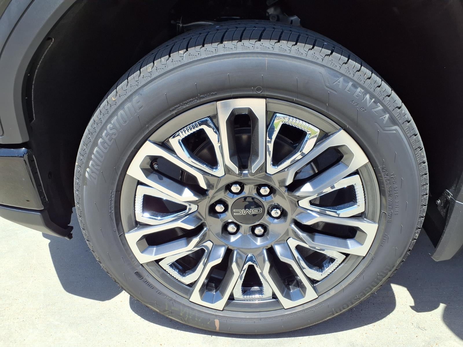 2026 GMC Sierra 1500 Denali Ultimate Crew Cab Short Box 4WD