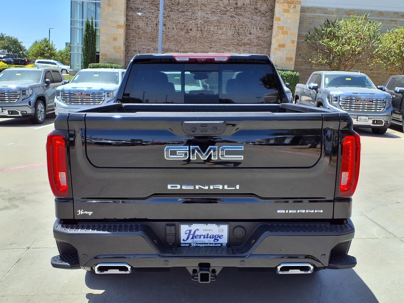 2026 GMC Sierra 1500 Denali Ultimate Crew Cab Short Box 4WD