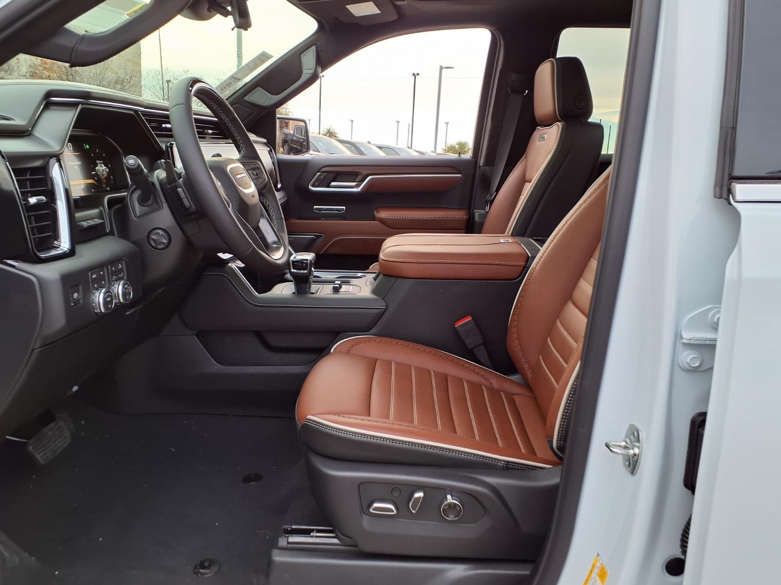 2026 GMC Sierra 1500 Denali Ultimate Crew Cab Short Box 4WD