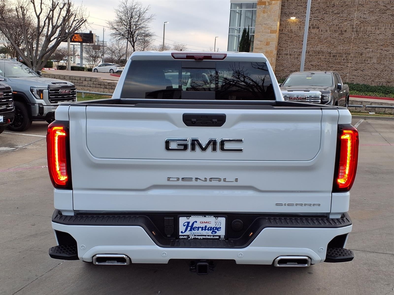 2026 GMC Sierra 1500 Denali Ultimate Crew Cab Short Box 4WD