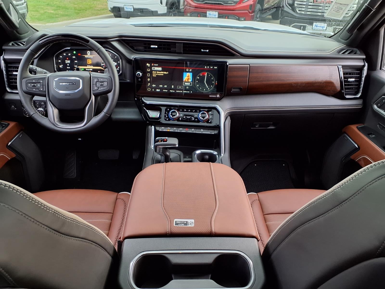 2026 GMC Sierra 1500 Denali Ultimate Crew Cab Short Box 4WD