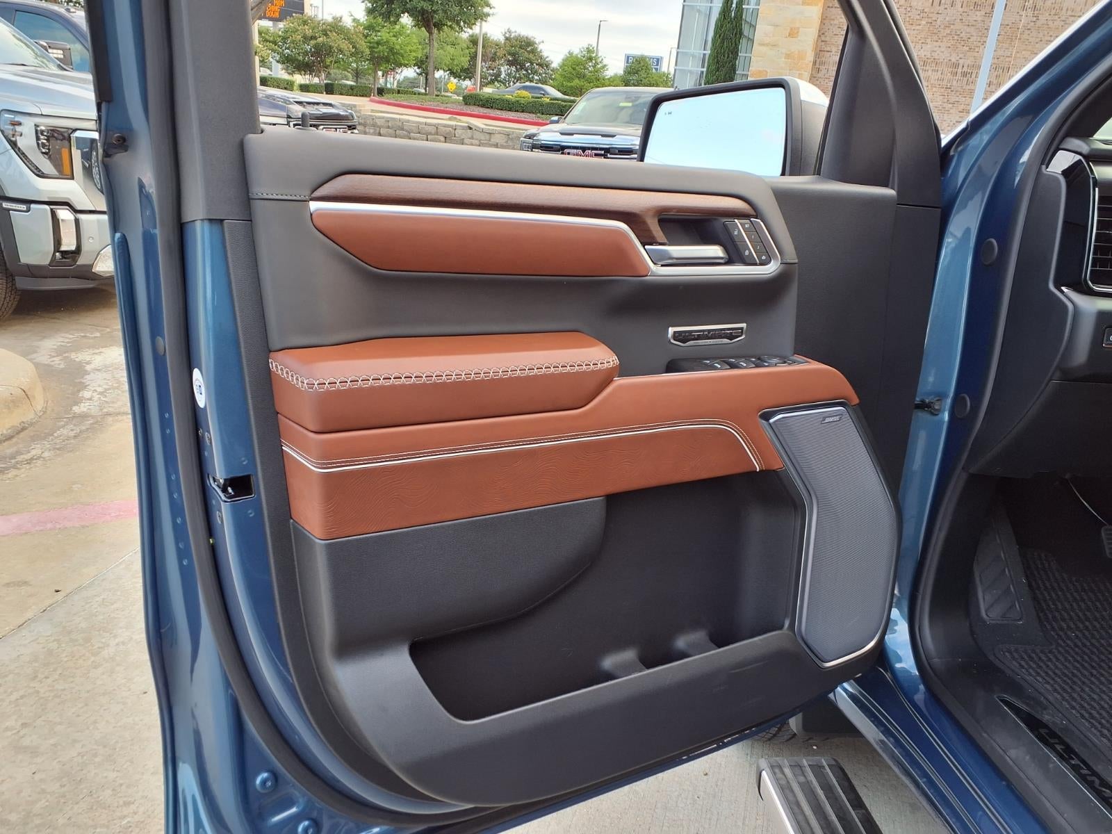 2026 GMC Sierra 1500 Denali Ultimate Crew Cab Short Box 4WD