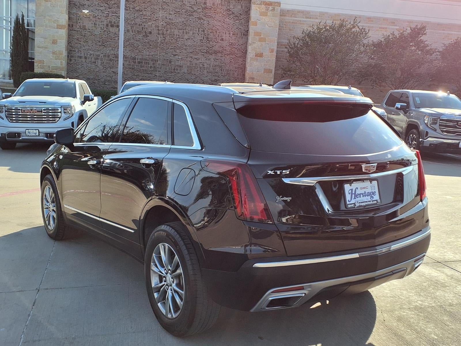 2023 Cadillac XT5 FWD Premium Luxury