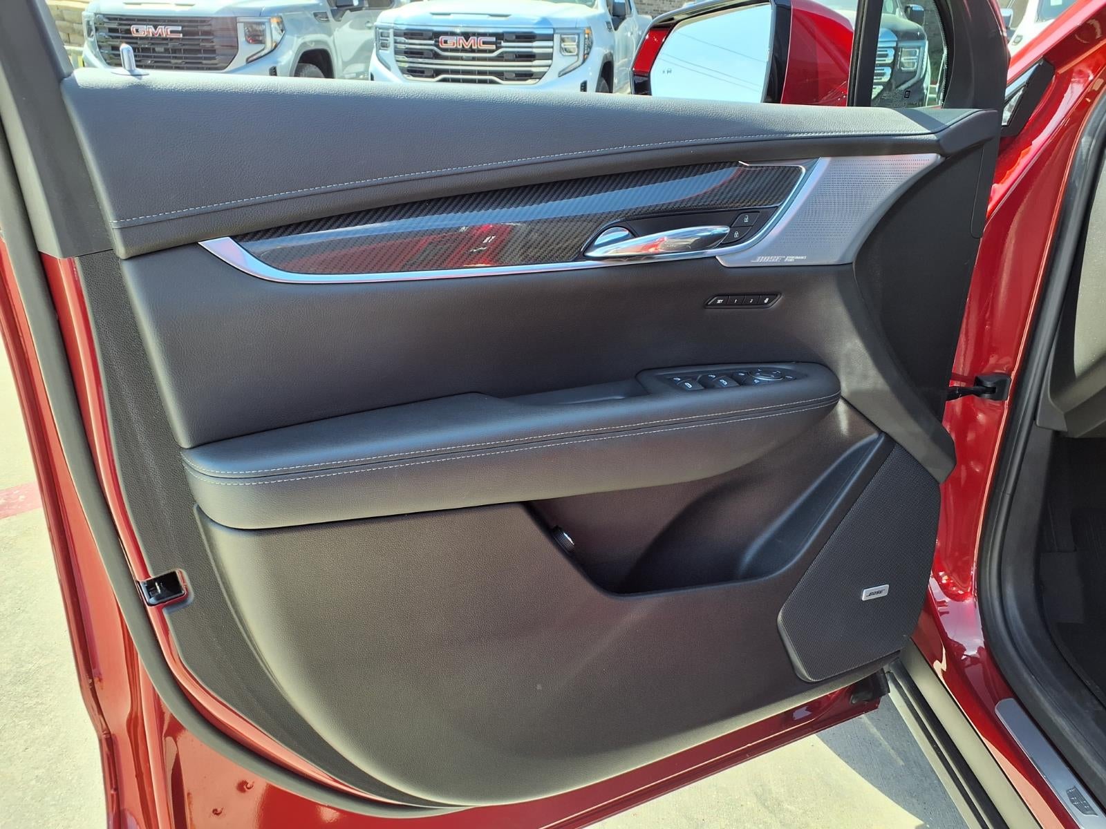 2024 Cadillac XT6 Sport