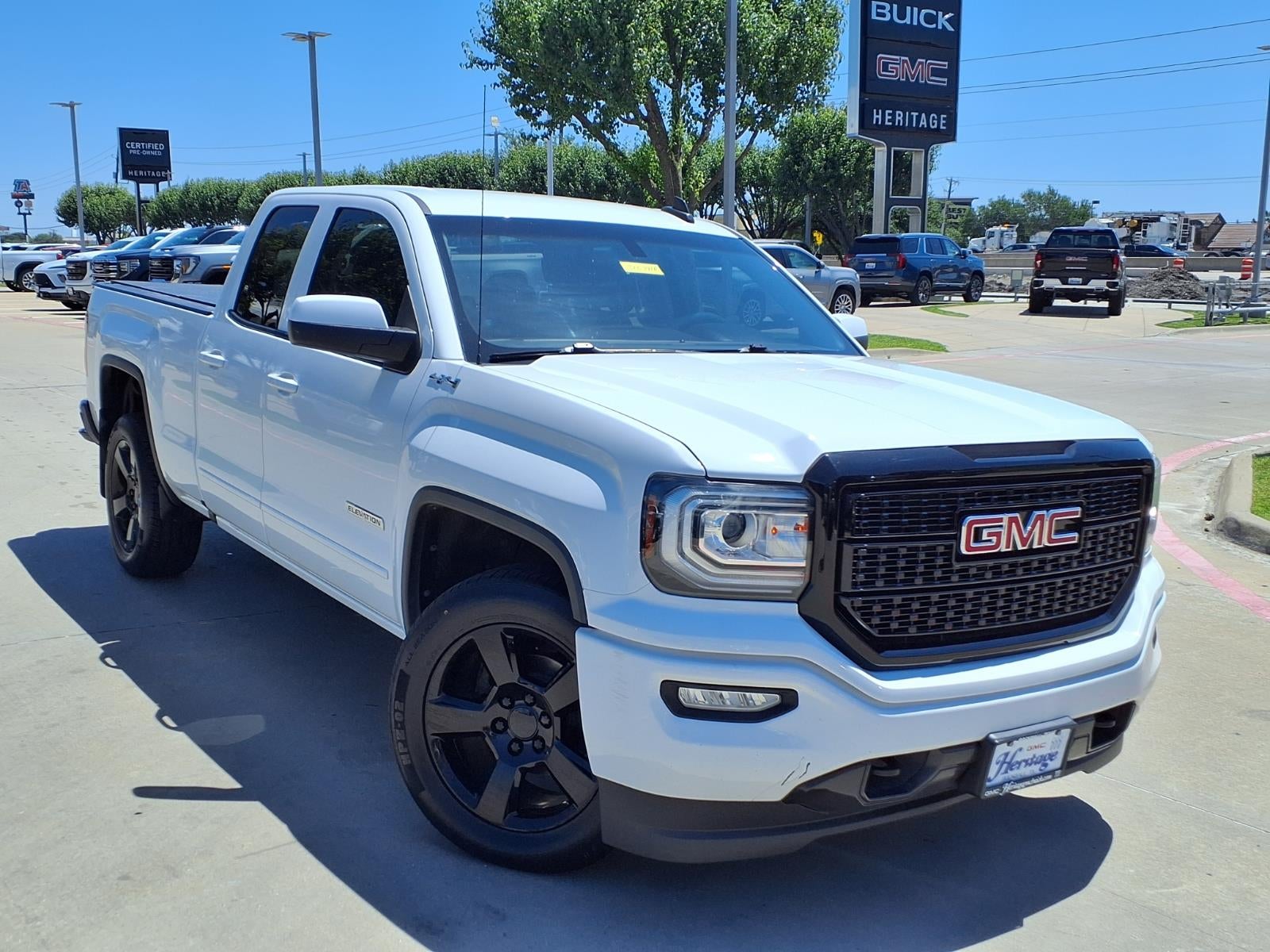 2019 GMC Sierra 4WD Double Cab Standard Box's photo