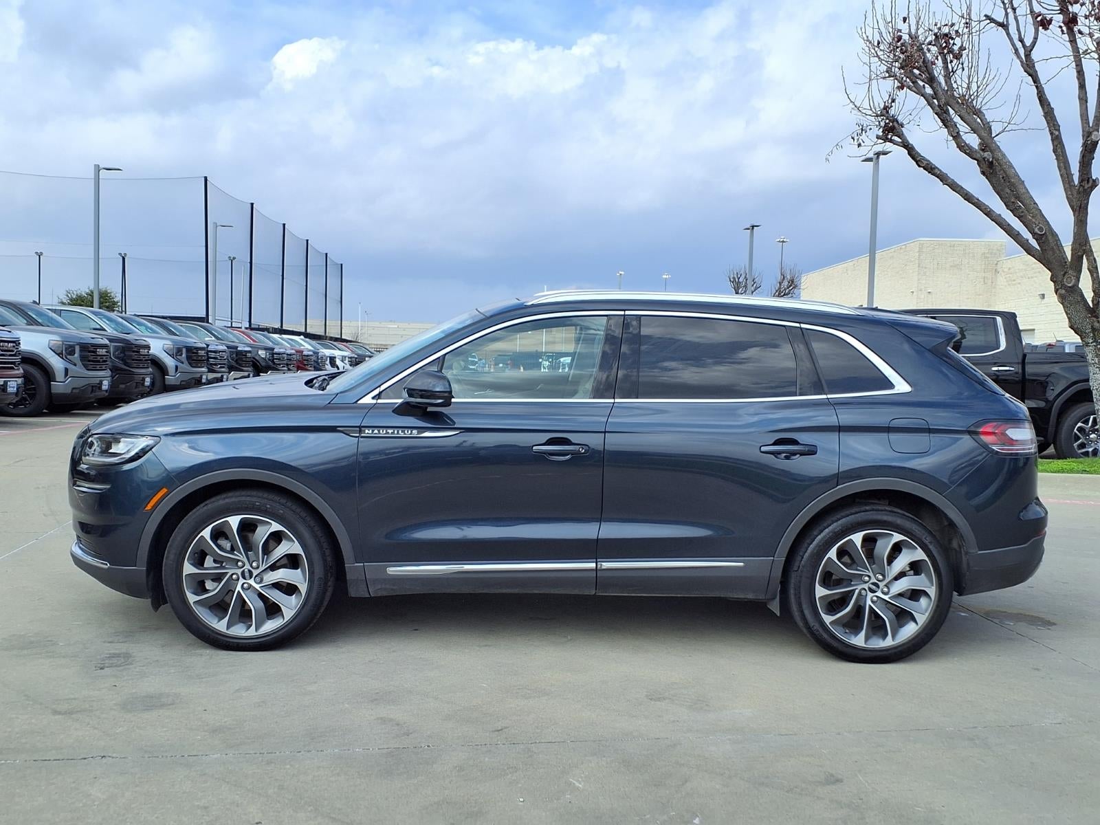 2023 Lincoln Nautilus Reserve