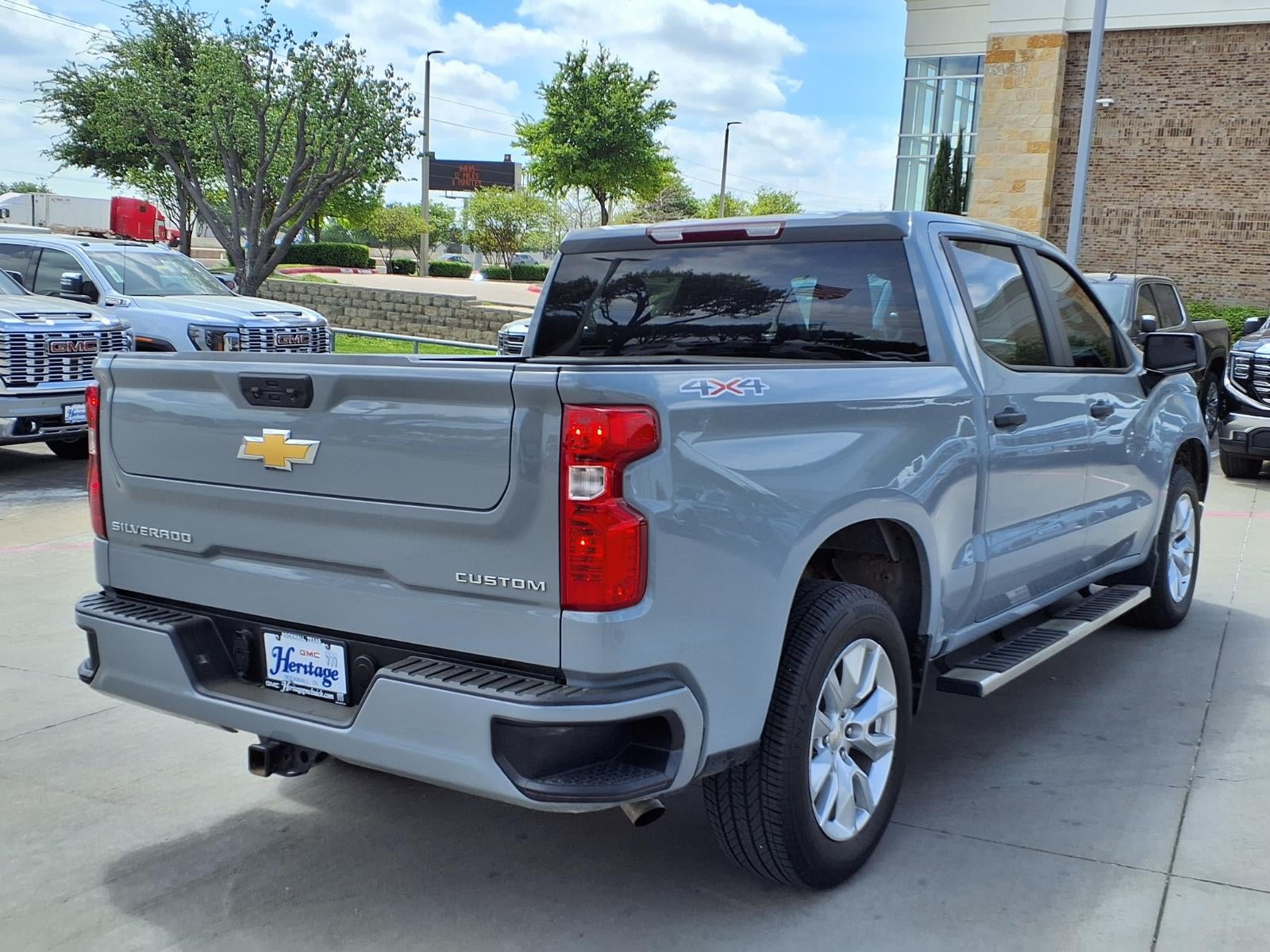 2024 Chevrolet Silverado 1500 Custom