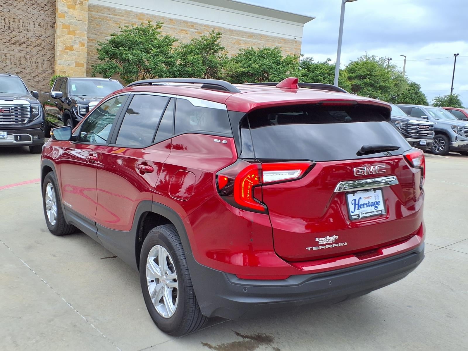 2023 GMC Terrain SLE