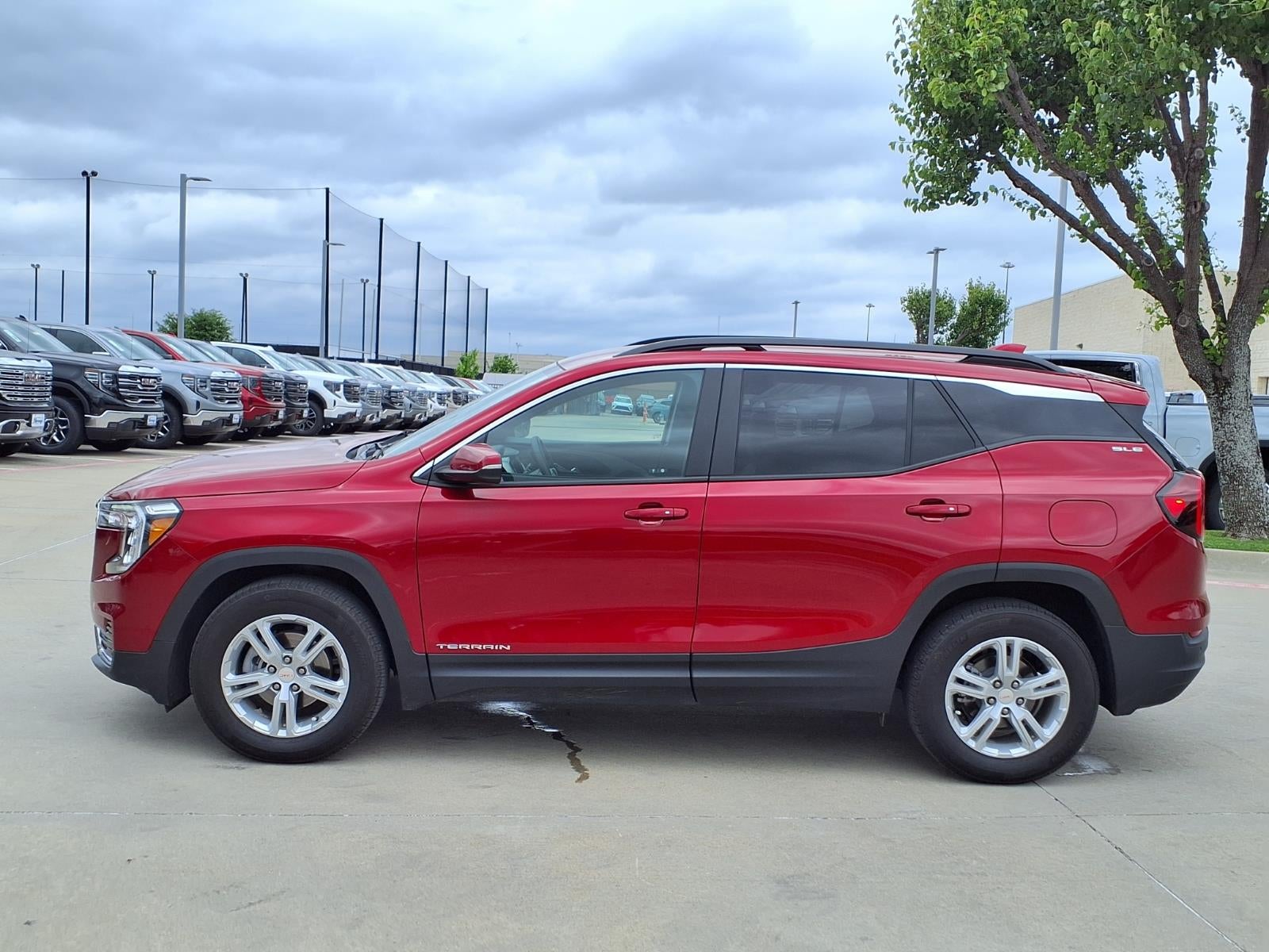 2023 GMC Terrain SLE
