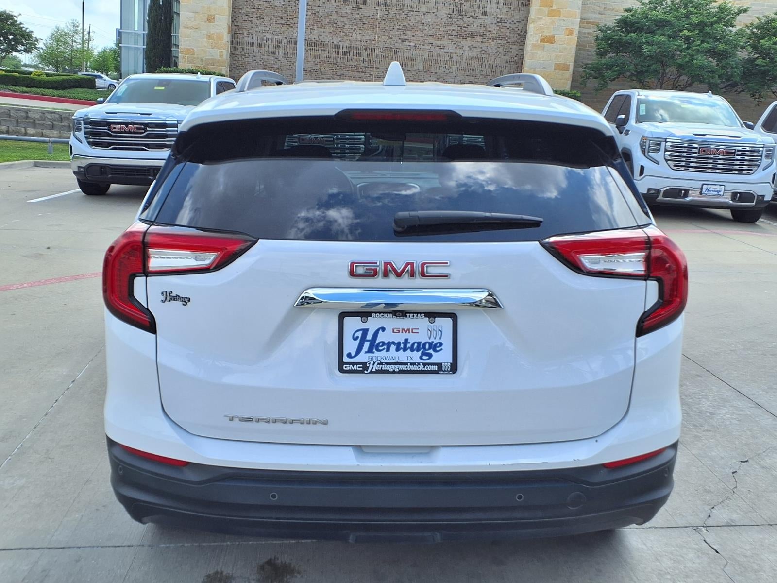 2022 GMC Terrain SLE
