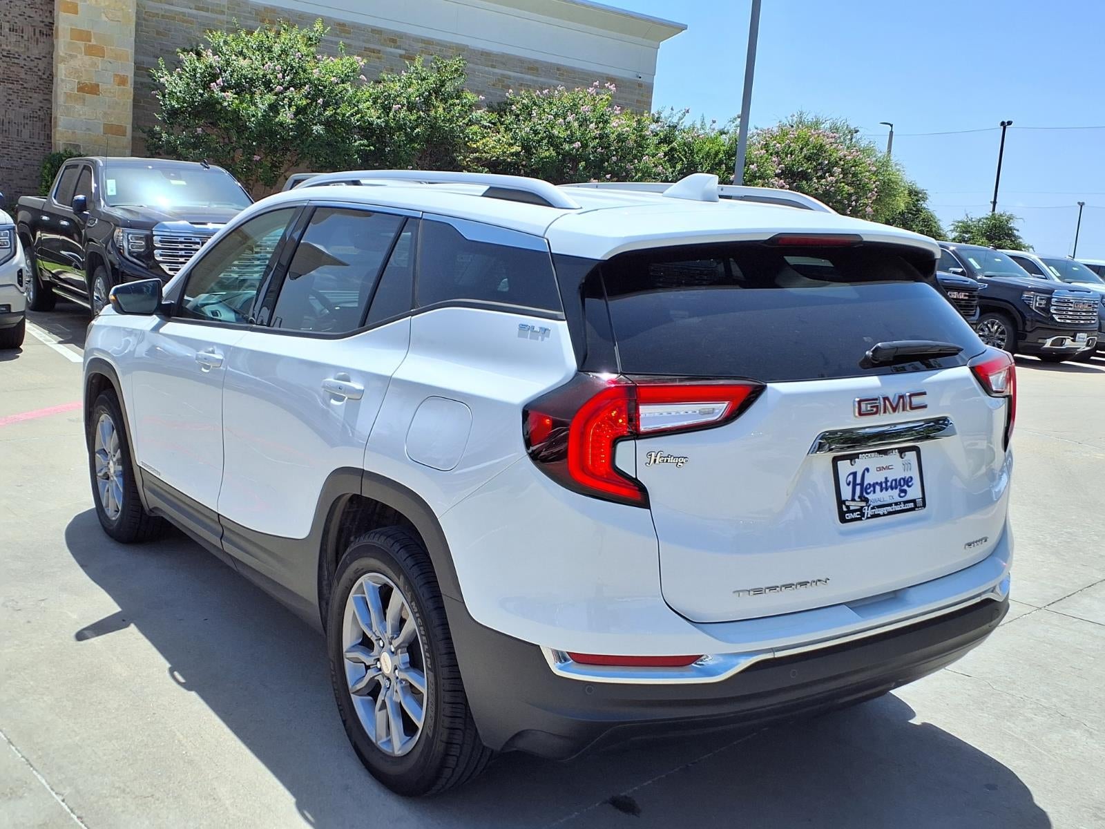2024 GMC Terrain SLT