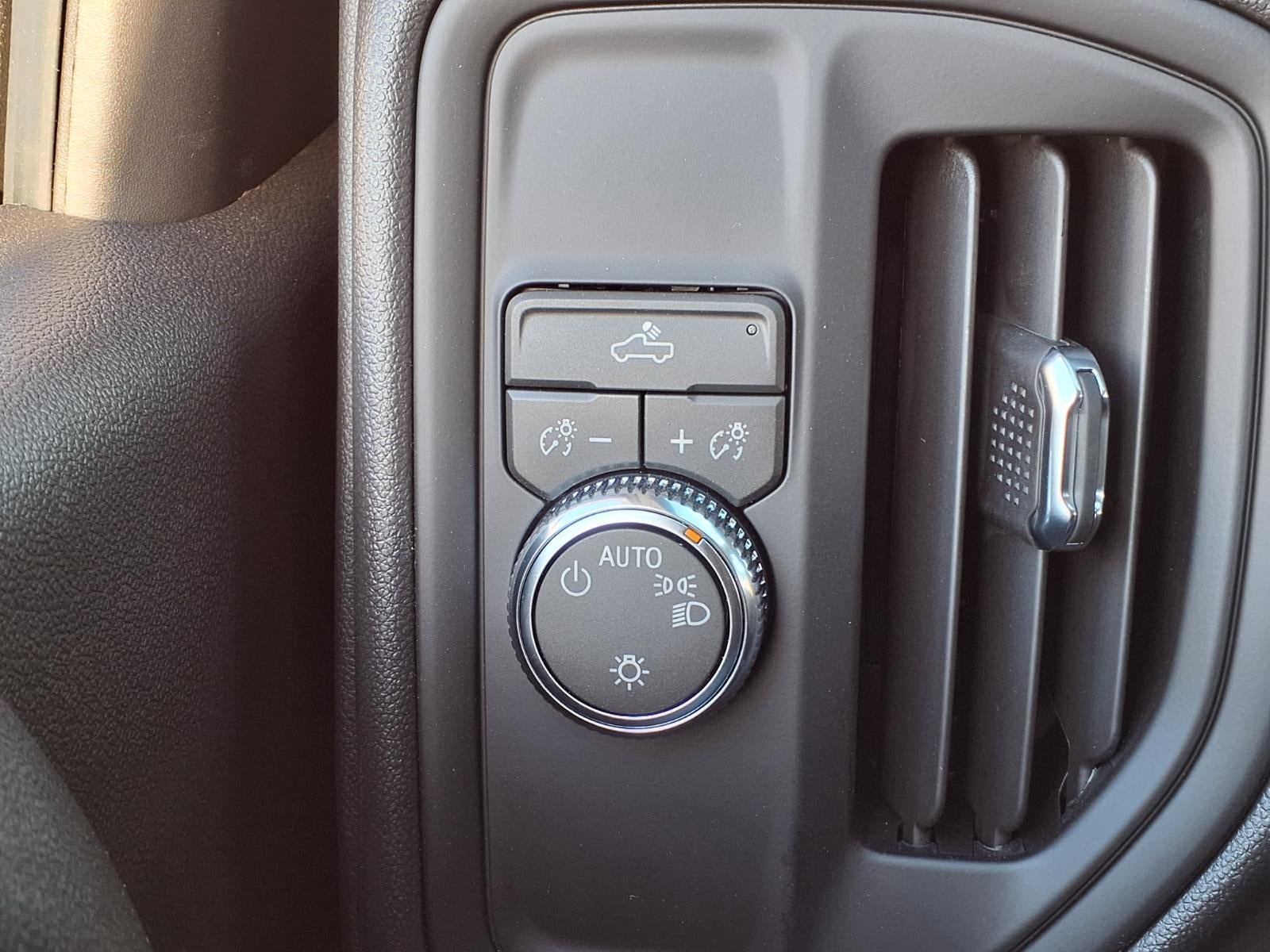 2026 GMC Sierra 1500 Pro Regular Cab Standard Box RWD