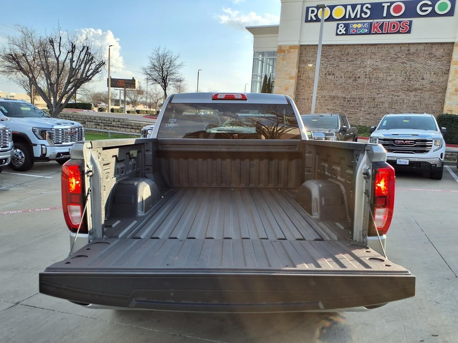 2026 GMC Sierra 1500 Pro Regular Cab Standard Box RWD