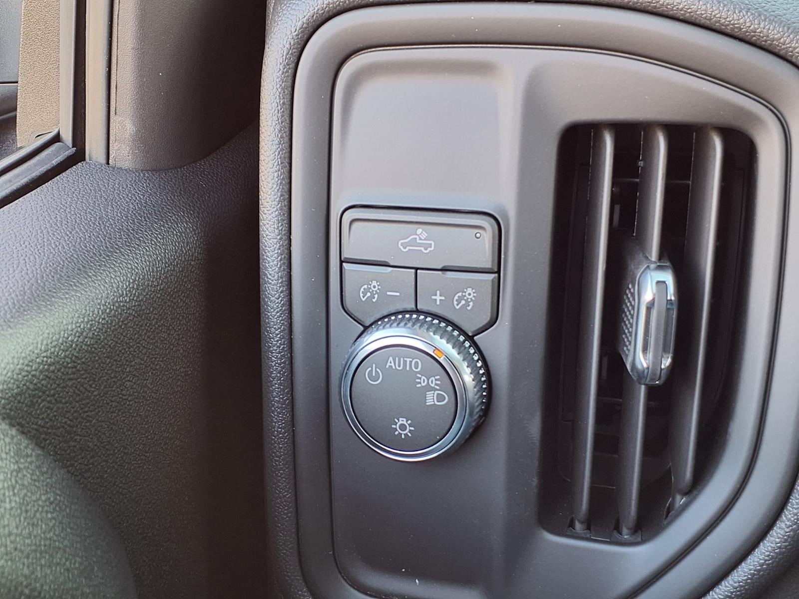 2026 GMC Sierra 1500 Pro Regular Cab Standard Box RWD