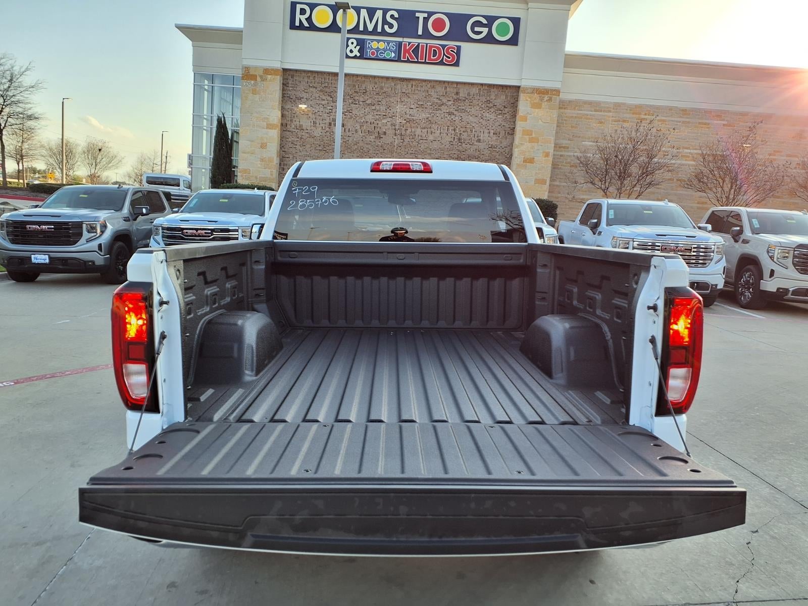 2026 GMC Sierra 1500 Pro Regular Cab Standard Box RWD