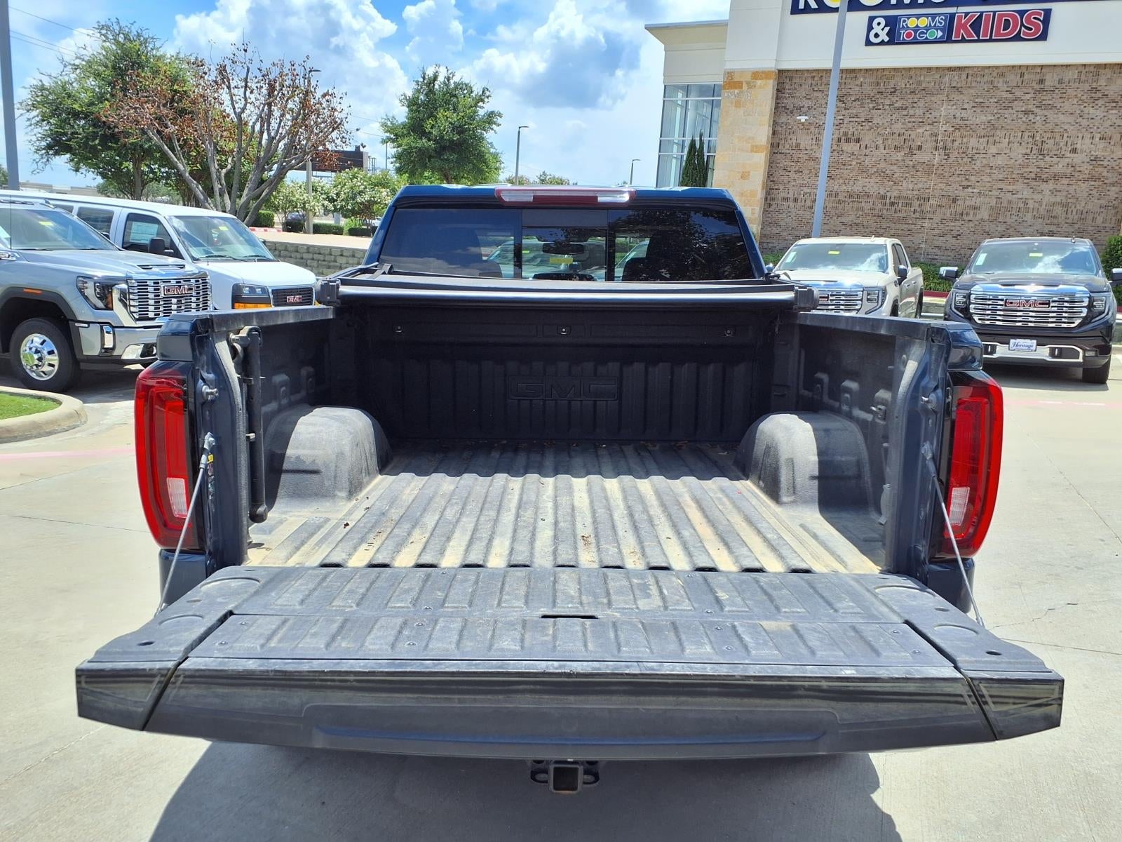 2022 GMC Sierra 1500 Limited SLT