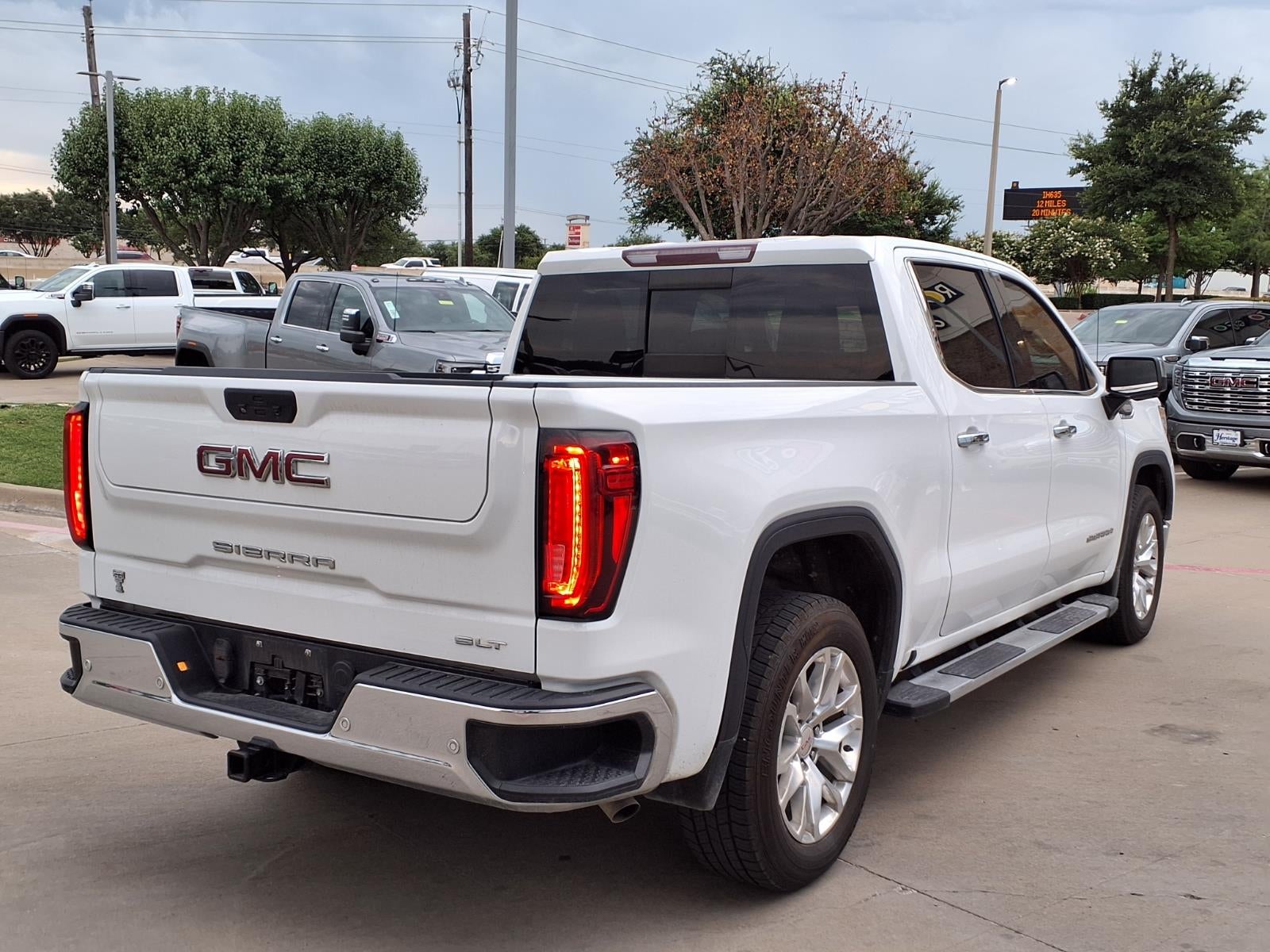 2021 GMC Sierra 1500 SLT