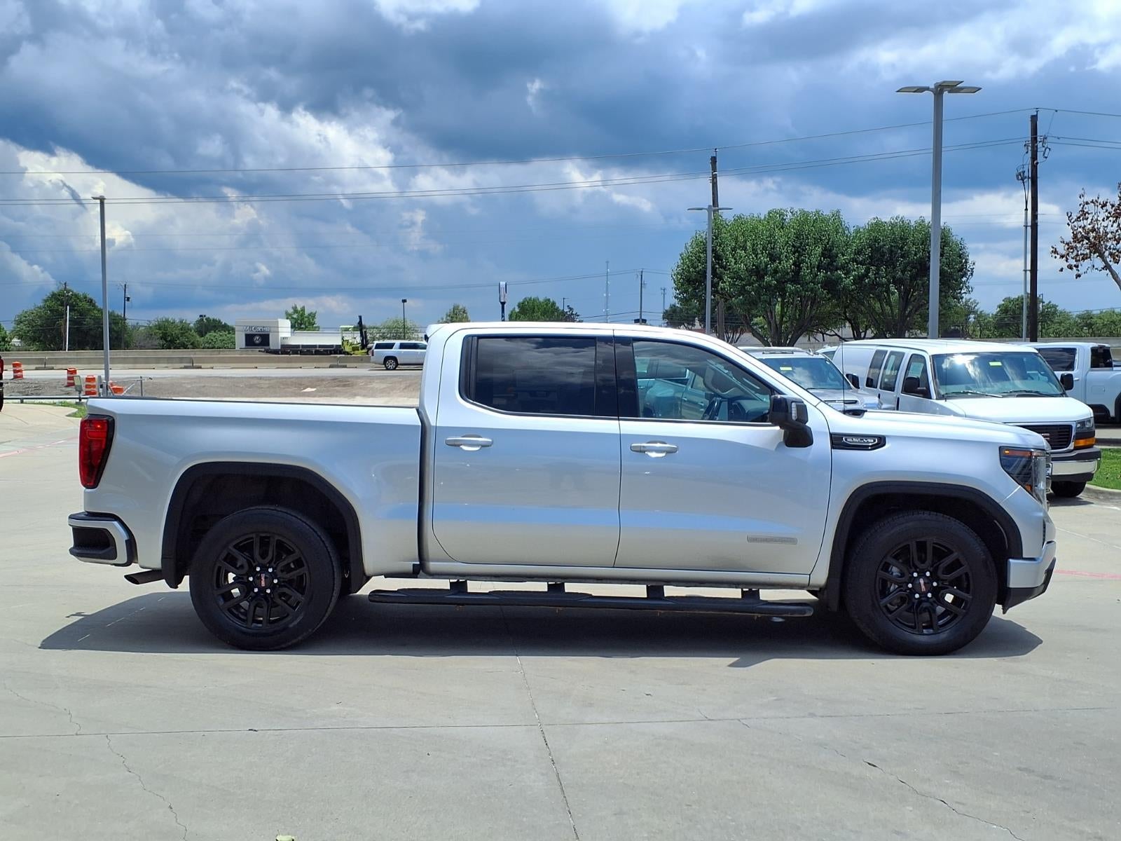 2022 GMC Sierra 1500 Elevation