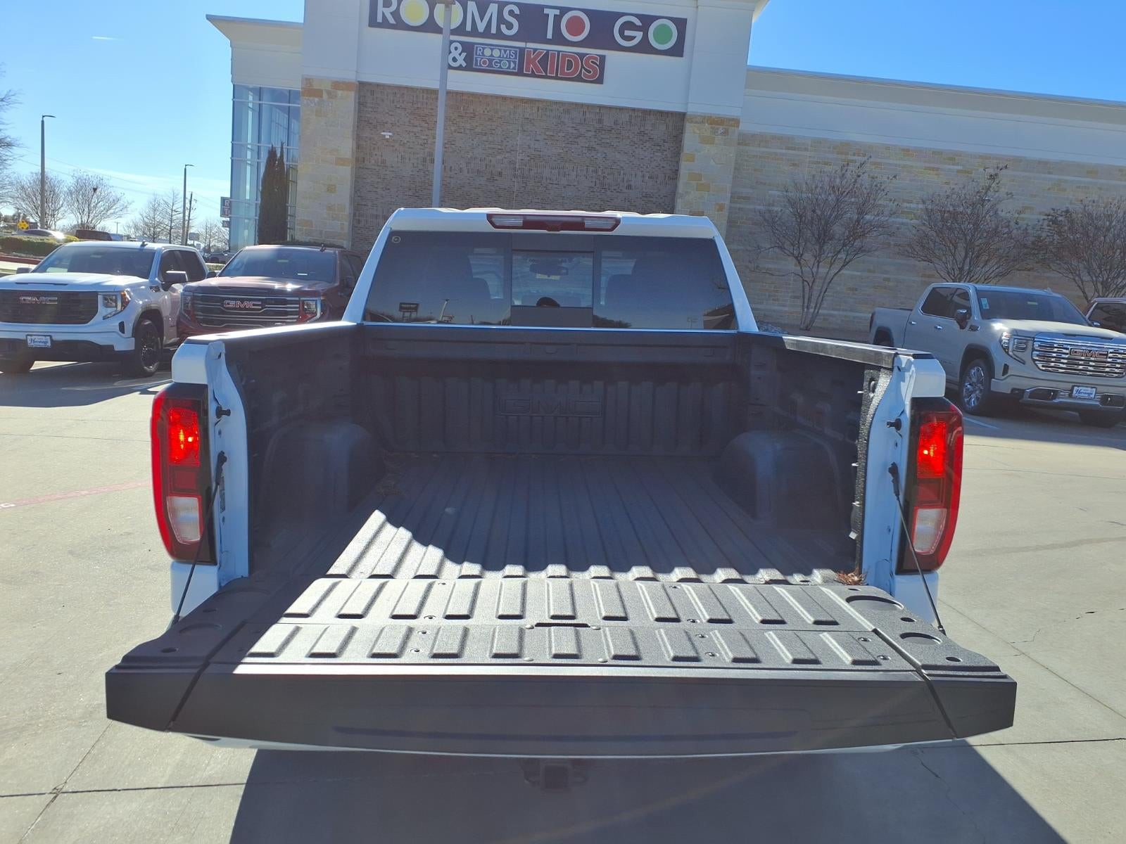 2026 GMC Sierra 1500 Elevation Crew Cab Short Box RWD