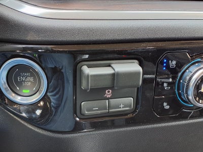 2026 GMC Sierra 1500 SLT Crew Cab Short Box RWD