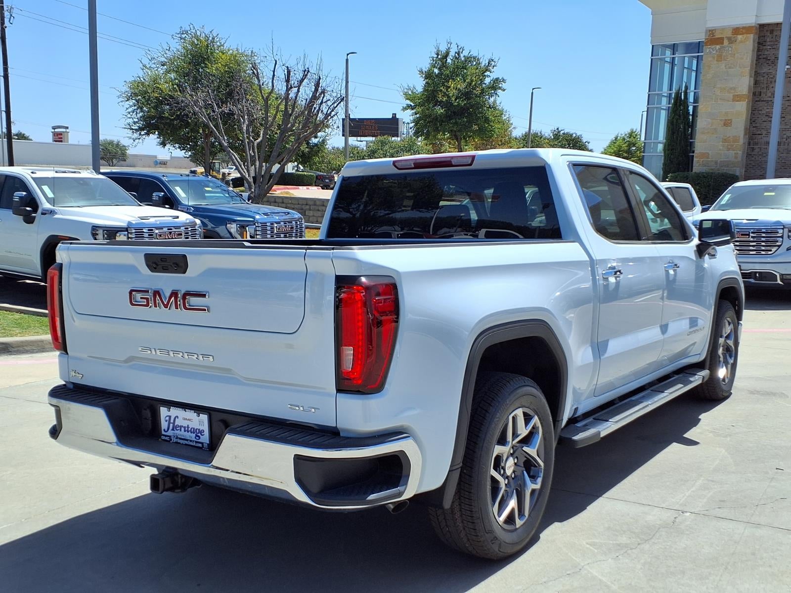 2026 GMC Sierra 1500 SLT Crew Cab Short Box RWD