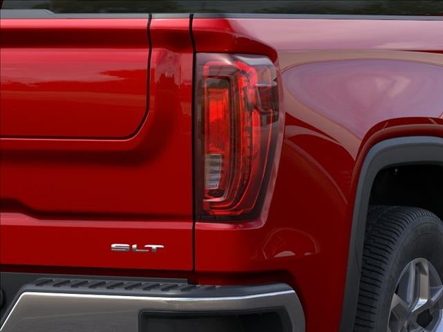 2026 GMC Sierra 1500 SLT Crew Cab Short Box RWD