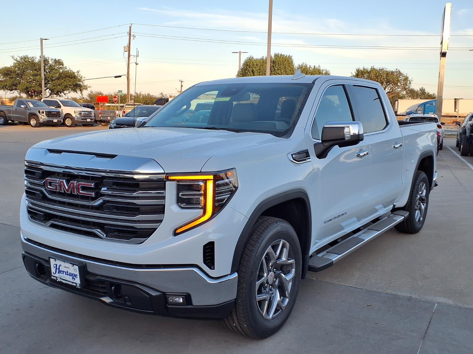 2026 GMC Sierra 1500 SLT Crew Cab Short Box RWD