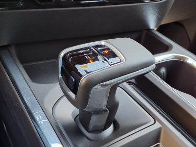 2026 GMC Sierra 1500 SLT Crew Cab Short Box RWD