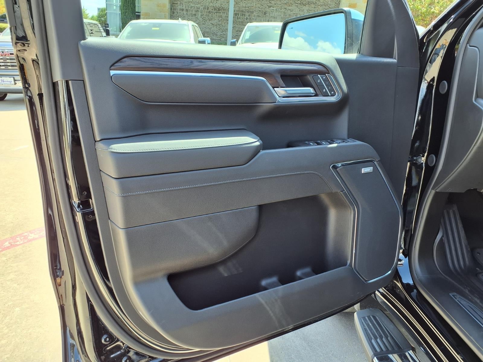 2026 GMC Sierra 1500 SLT Crew Cab Short Box RWD