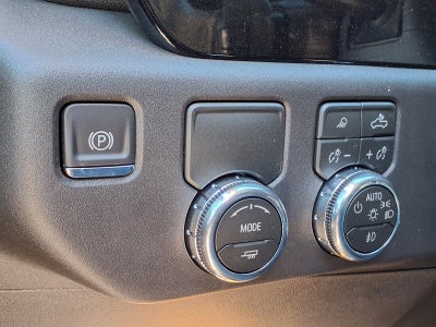 2026 GMC Sierra 1500 SLT Crew Cab Short Box RWD