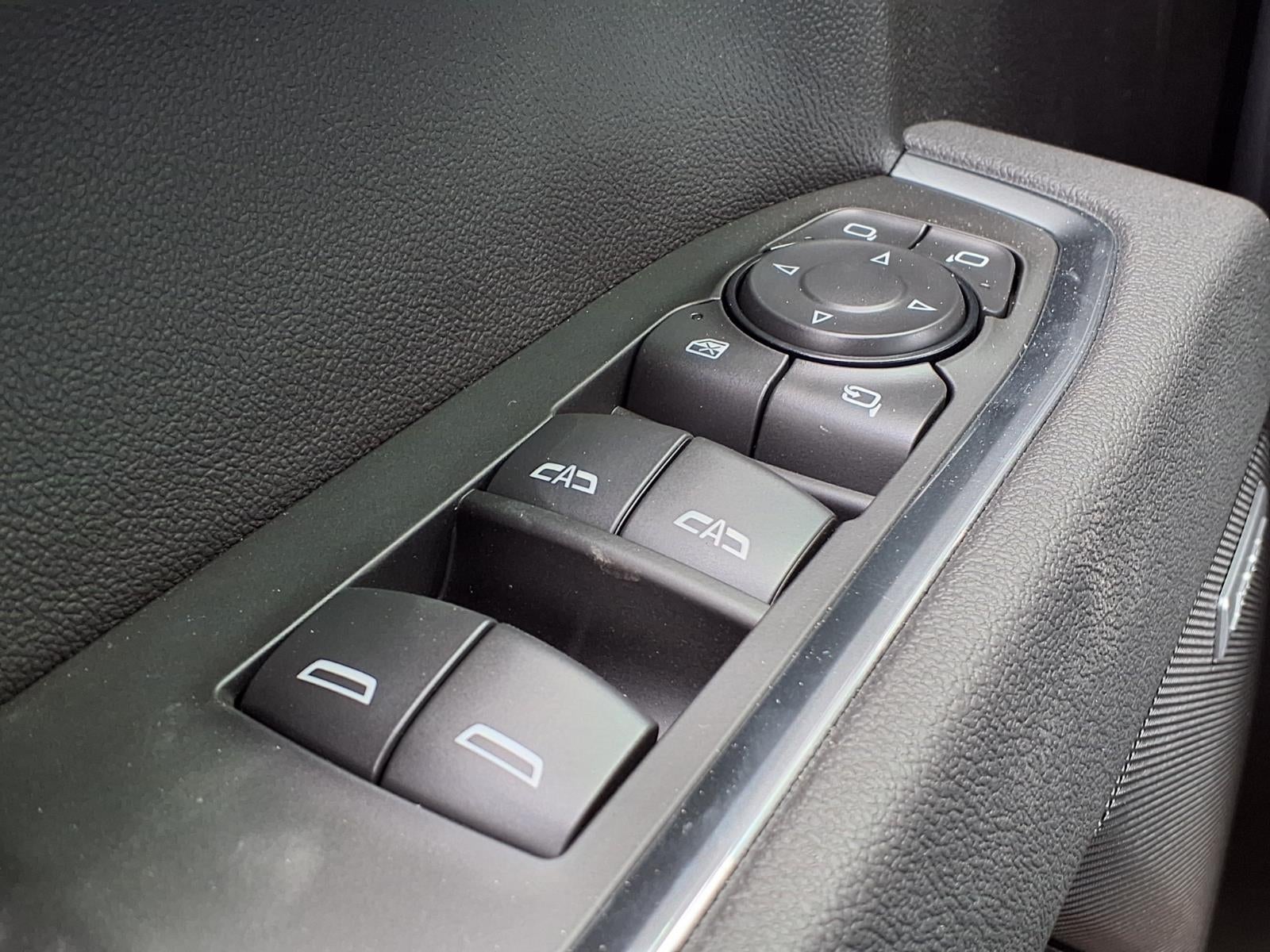 2026 GMC Sierra 1500 SLT Crew Cab Short Box RWD