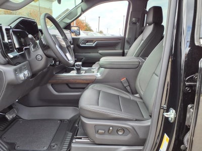 2026 GMC Sierra 1500 SLT Crew Cab Short Box RWD