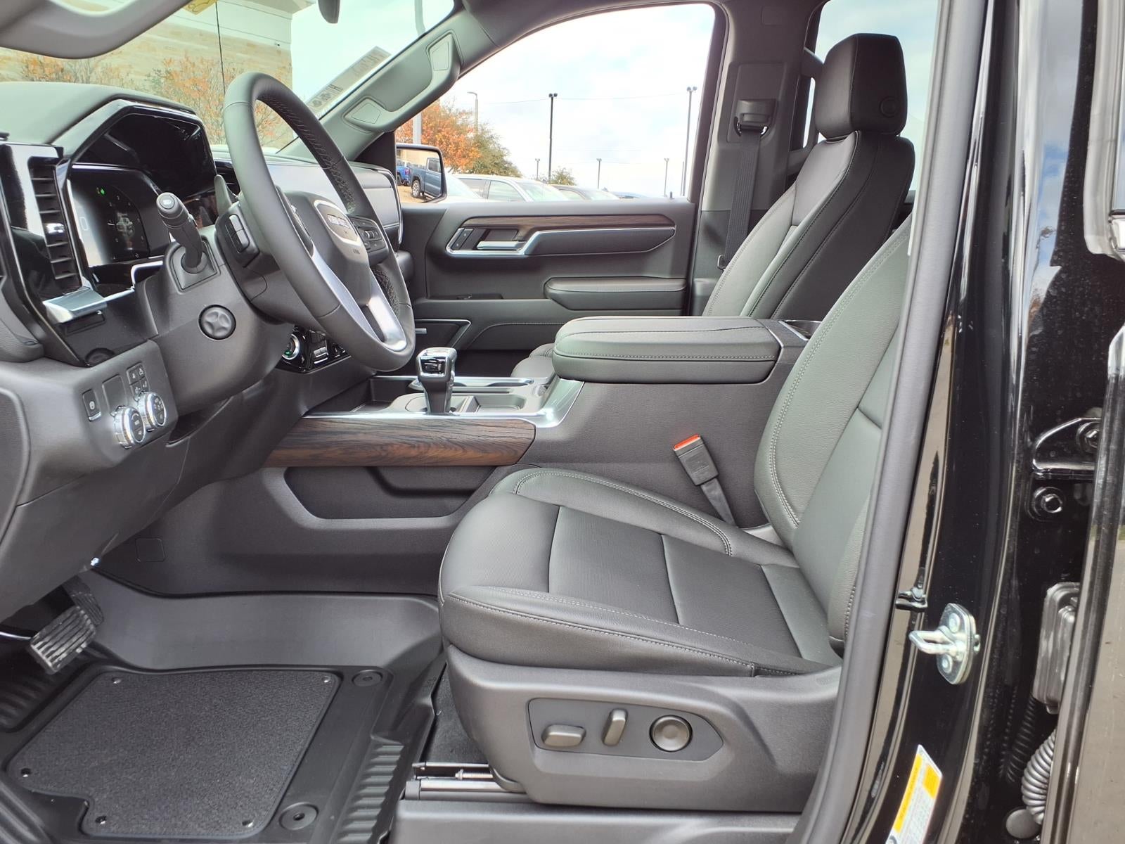 2026 GMC Sierra 1500 SLT Crew Cab Short Box RWD