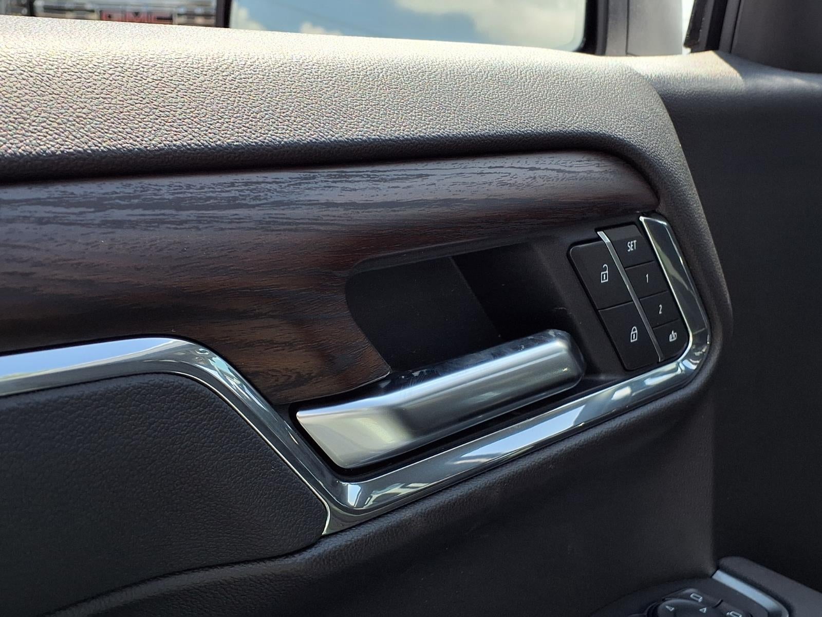 2026 GMC Sierra 1500 SLT Crew Cab Short Box RWD