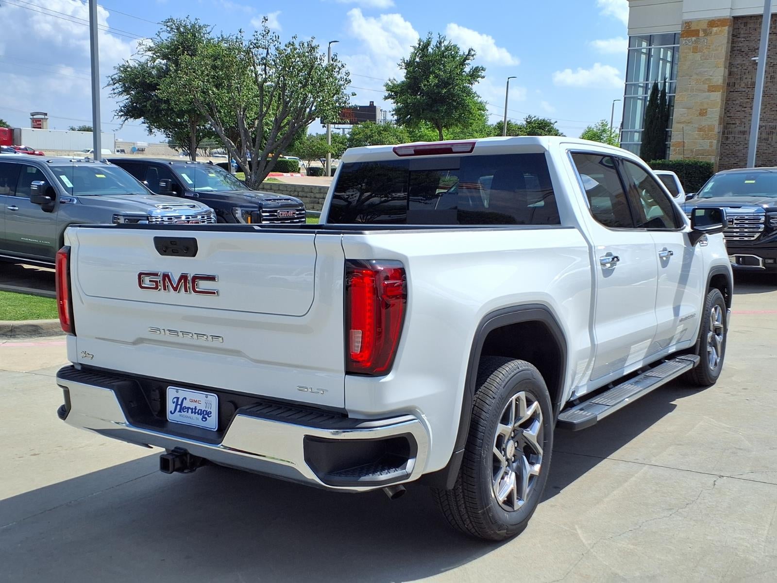 2026 GMC Sierra 1500 SLT Crew Cab Short Box RWD