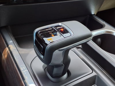 2026 GMC Sierra 1500 SLT Crew Cab Short Box RWD