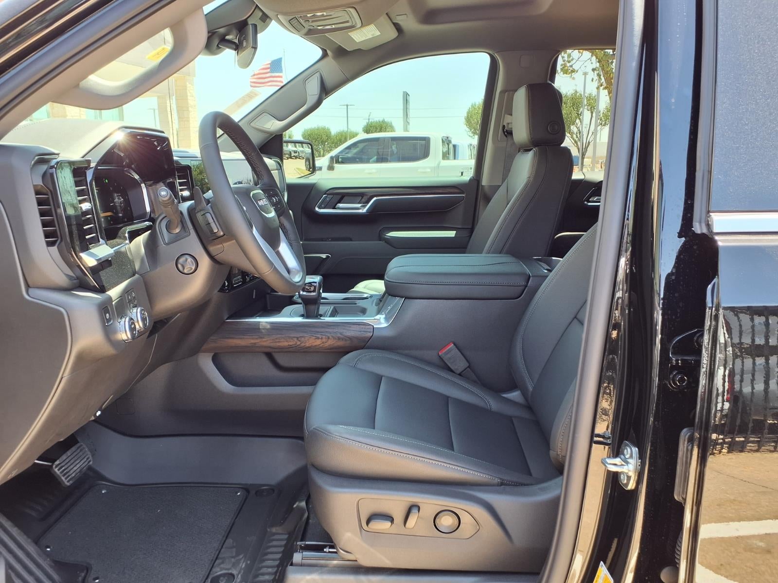2026 GMC Sierra 1500 SLT Crew Cab Short Box RWD