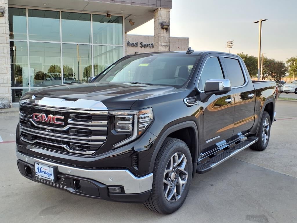 2026 GMC Sierra 1500 SLT Crew Cab Short Box RWD