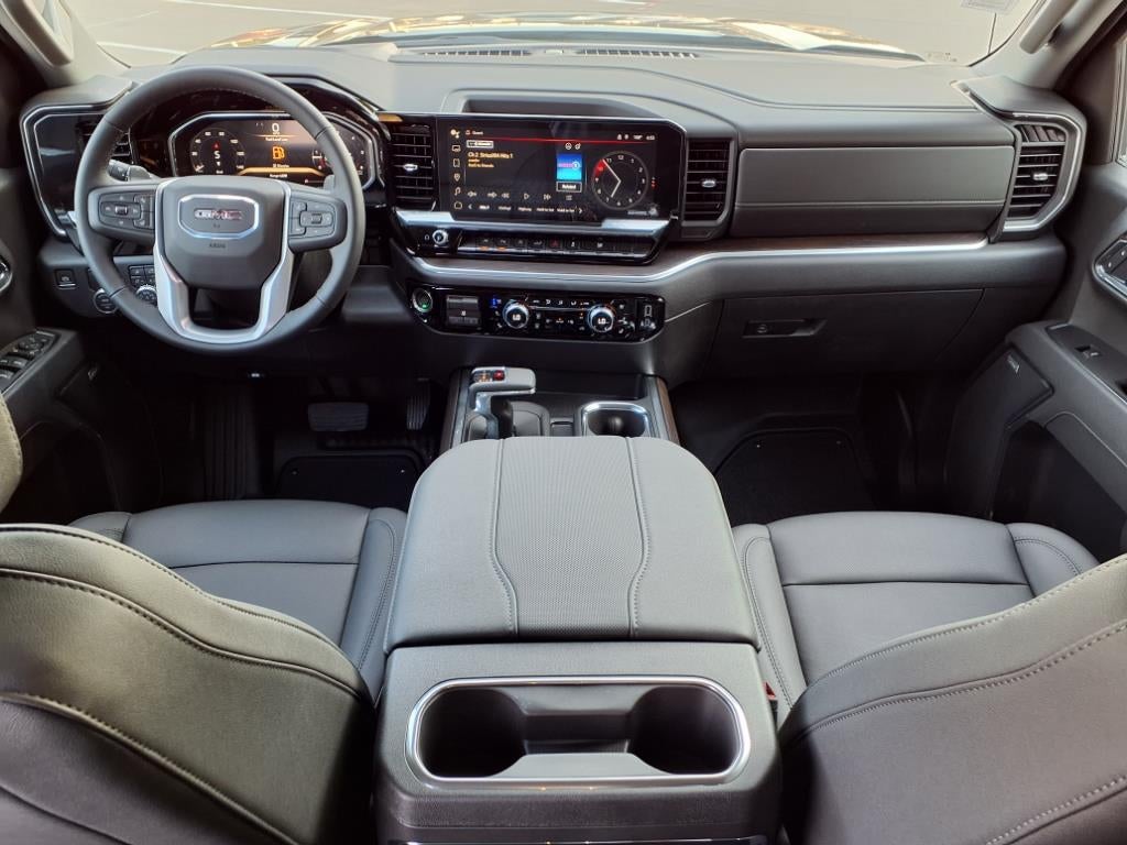 2026 GMC Sierra 1500 SLT Crew Cab Short Box RWD