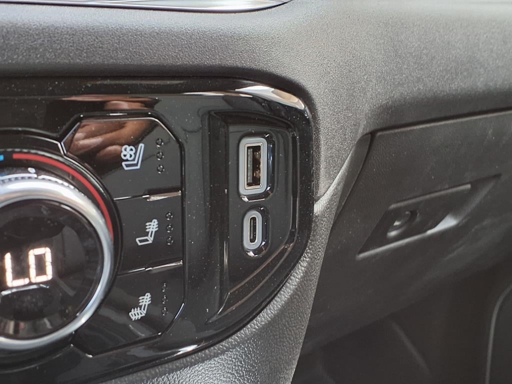 2026 GMC Sierra 1500 SLT Crew Cab Short Box RWD