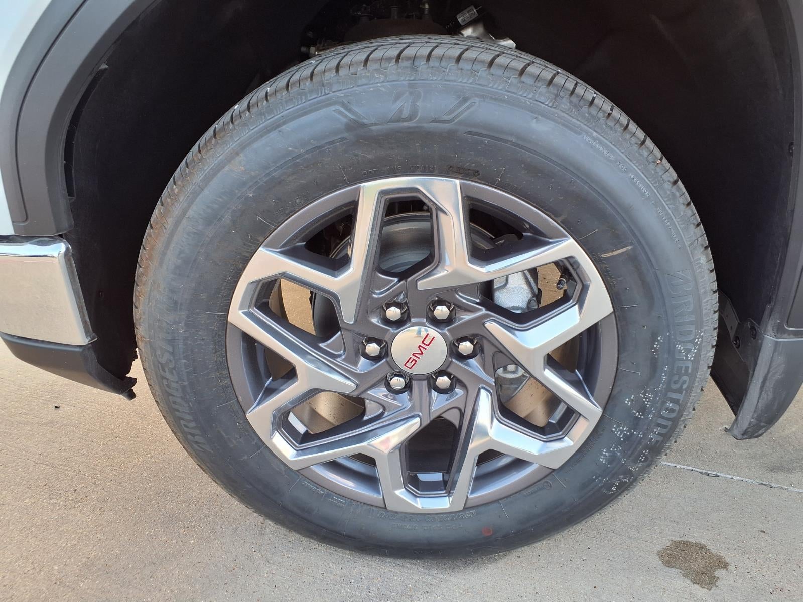 2026 GMC Sierra 1500 SLT Crew Cab Short Box RWD