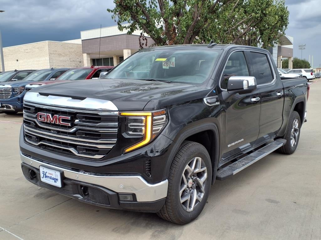 2026 GMC Sierra 1500 SLT Crew Cab Short Box RWD