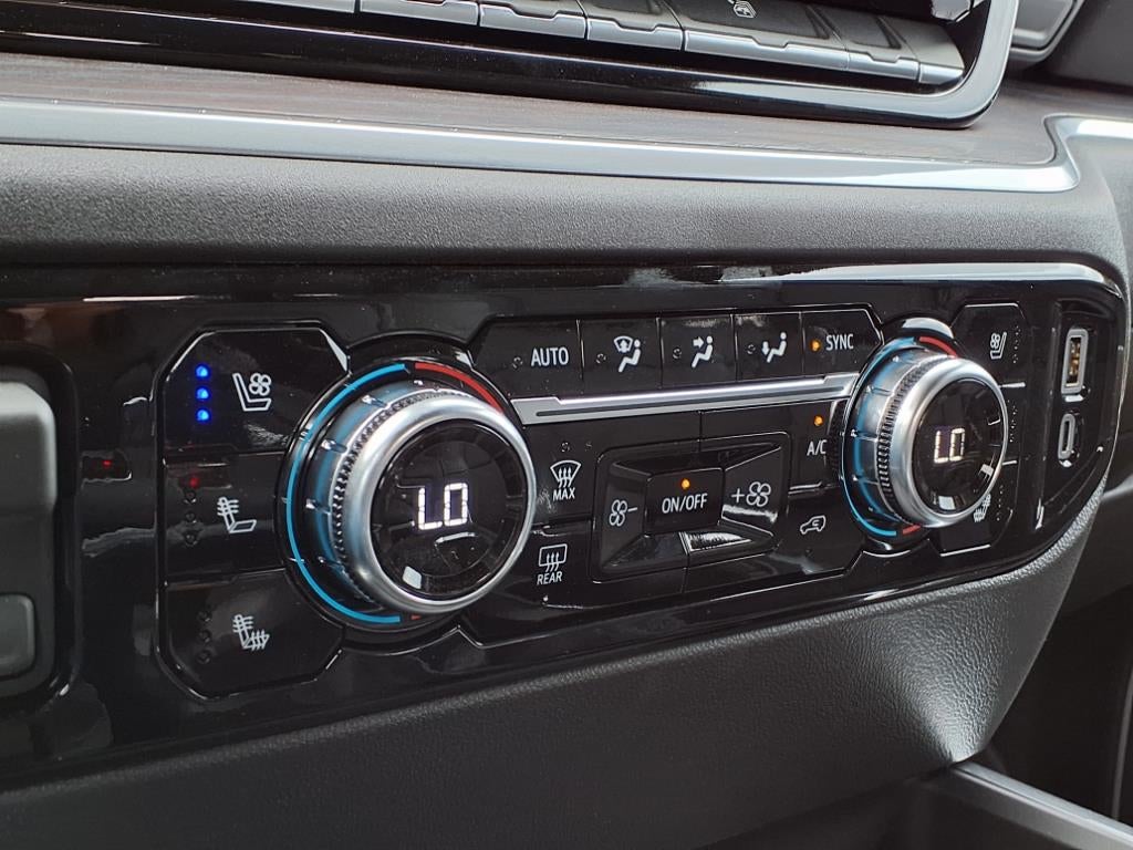 2026 GMC Sierra 1500 SLT Crew Cab Short Box RWD