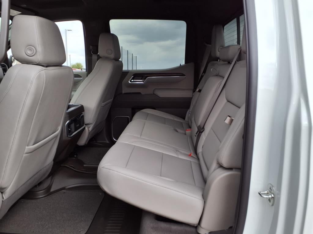 2026 GMC Sierra 1500 SLT Crew Cab Short Box RWD