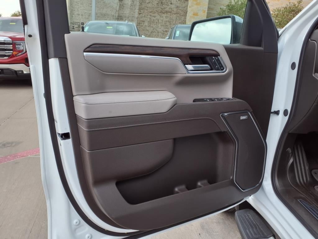 2026 GMC Sierra 1500 SLT Crew Cab Short Box RWD