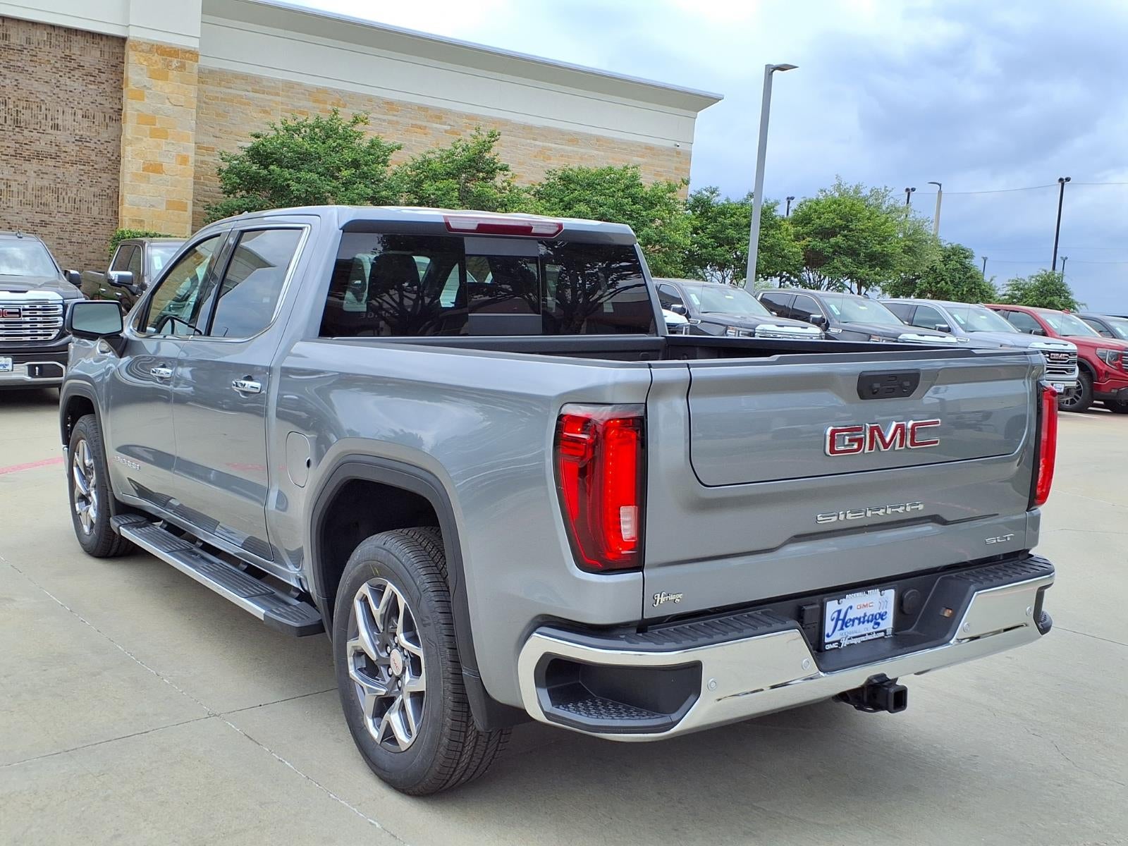 2026 GMC Sierra 1500 SLT Crew Cab Short Box RWD